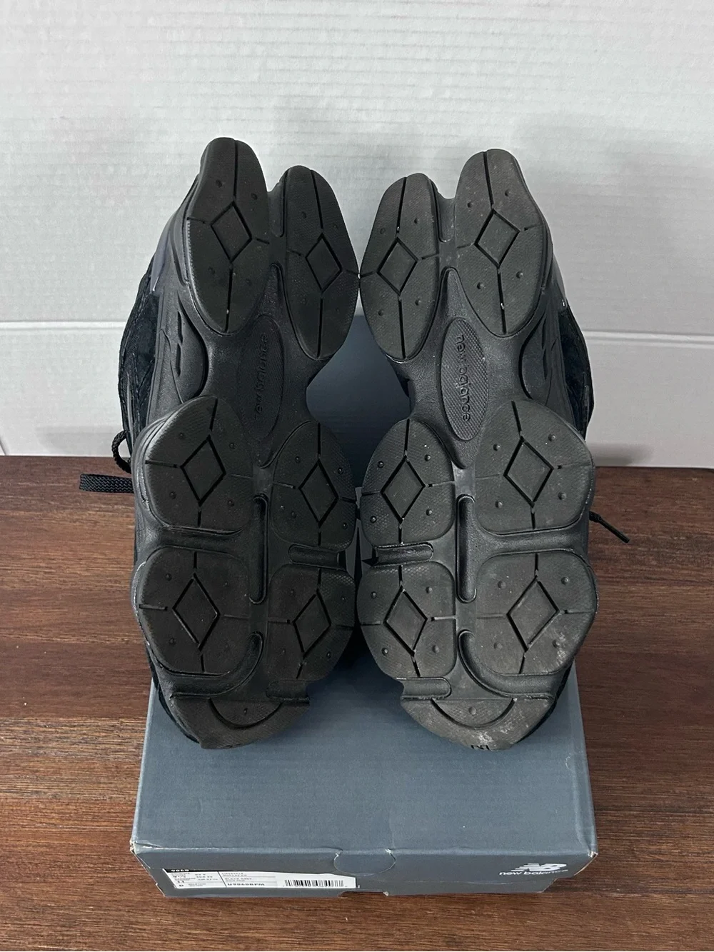 New Balance 9060 Triple Black Sneakers M9.5/W11 U9060BPM